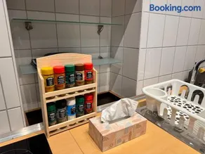 3-Room Apartment in Cologne centre - Image 1