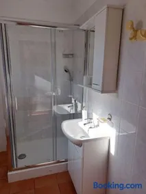 Apartments Malenica Njivice Croatia 200 m from the sea - Image 2