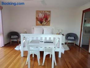 Kincumber House - Image 4