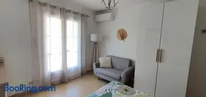 Suite privée avec terrasse et jardin - Image 2