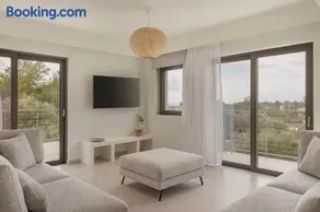 Marina Residences Lassi - Image 3