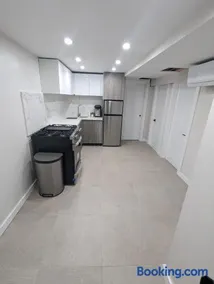 Luxury Apt - Image 4