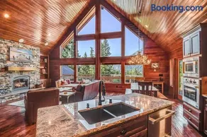 Crestview Lodge - Image 3