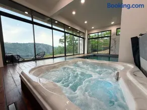 J'adore - Studio vue gorges de la Loire, piscine & jacuzzi privatifs - Image 1