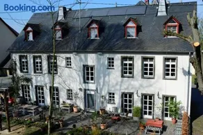 Stiftsherrenhaus - Image 1