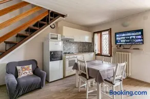 Casa con terrazzo vista Lago - LAKEHOLIDAY IT - Image 4