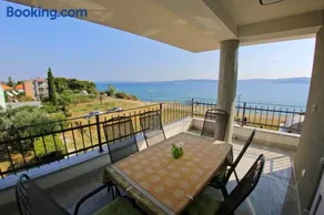Lila Apartments - Image 3