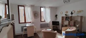 Studio Les Armuriers, 2e ét sans asc - Image 1