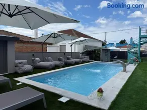 STREET 90 Luxury Apartment - Image 2