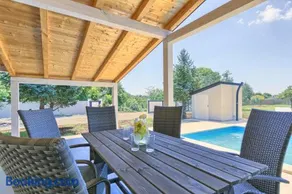 Charming House Noelene - Image 4