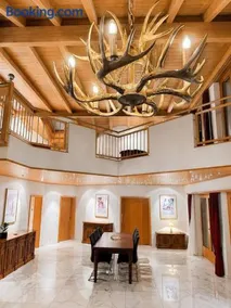 7BR Luxury Chalet near Interlaken with AC for 18 guests - Image 1