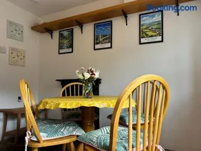 Foresters Inn Cottage - Image 4