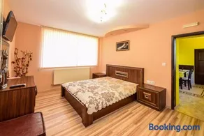 Mariana Apartment - Image 4