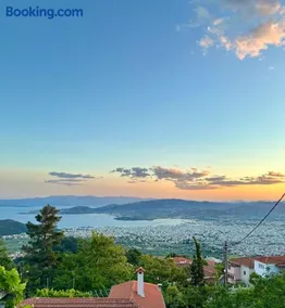 Vines & Views - Image 2