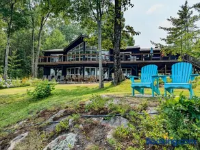 Private Lakefront Muskoka Cottage on Muldrew Lake - Image 4