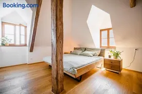 Turistka Loft - Image 1
