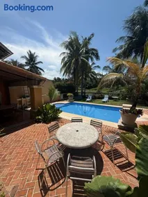 Hermosa hacienda con cenote y alberca privada - Image 2