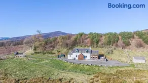 Stags View with Hot Tub - Image 2