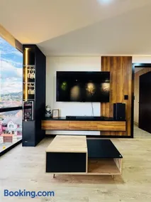 Suite with pool condominium Torres de Almería - Image 2