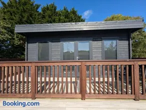Shearsby Valley Lakes Accommodation - Image 4