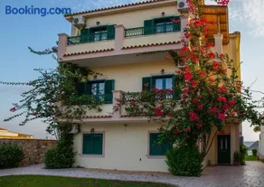 Betsis Apartments - Image 4