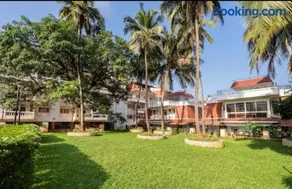 ColvaPearl Deluxe Villa Swimming Pool - Image 2