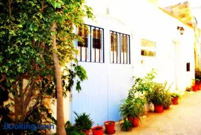 Dar Ghax-Xemx Farmhouse - Image 1