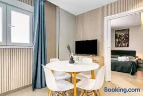 City Scape Suites - Image 3