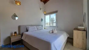 Nerina 3 Luxury Villa - Image 3