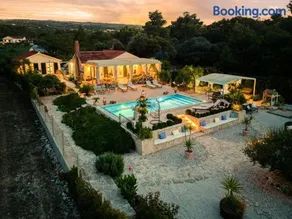 Beachfront House Mir Brač near Supetar with pool and jacuzzi - Image 2