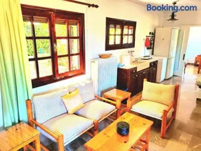 Spacious farmhouse with big yard and fireplace - Image 2
