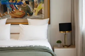 Dago Suite 3BR Luxury Apartment - Image 3