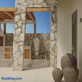 Elaia Luxury House - Image 1