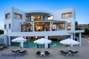 Villa Zafira - Seaview Manor with Heated Pool - Image 2