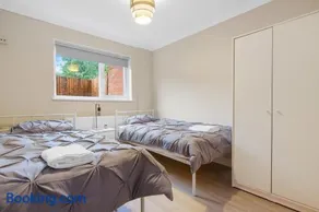Cozy Maisonette in Langley Vale - Image 5
