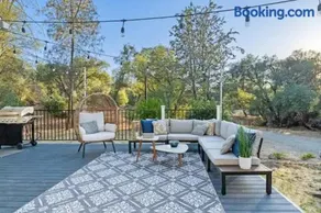 Brookside Cottage - Image 2