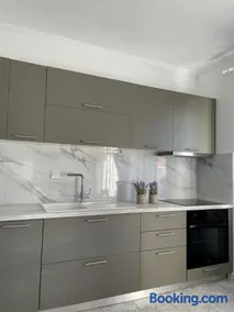 Isolde Apartment - Image 2