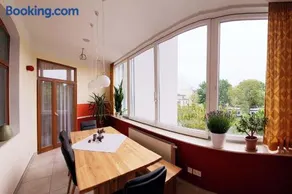 Luxus Ferienwohnung mit 4 Schlafzimmern und Wintergarten - Image 4