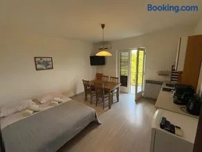Apartments & Rooms Ribarić - Image 3