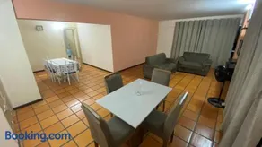 Apartamento Renoir, único por andar, 2 vagas de garagem e piscina - Centro, próximo ao Food Park - Image 3