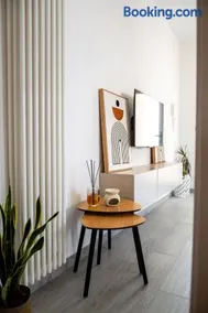 Luani's Apartments - Image 3