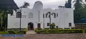 Mango Villa - Image 1