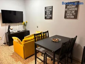 Apartamento entero con terraza en el centro de Rubí - Image 4
