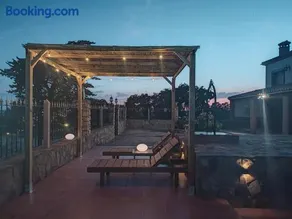 VILLA CERRO MORENOVilla privada con piscina en finca exclusiva a 10 min de Lagunas de Ruidera - Image 1