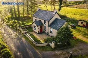 Daffodil Lodge - Image 1