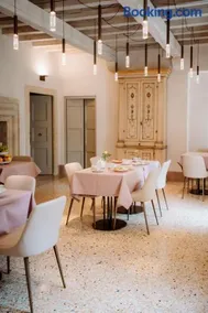 Wine Relais Villa Cipolla Pieropan - Image 1