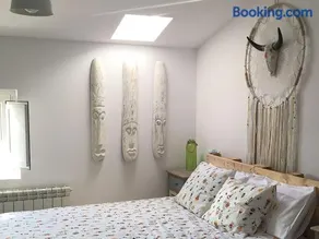 COCOS SURFHOUSE - Image 1