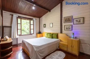 Casa para 10 com Piscina e Churrasqueira em Mairiporã - Image 3