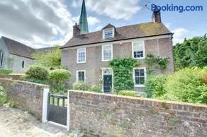 4 Bed in Barham oc-ct016 - Image 2
