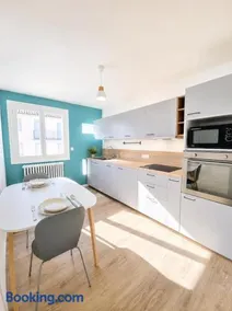 Appartement offrant une superbe vue imprenable sur le Puy Courny - Image 1